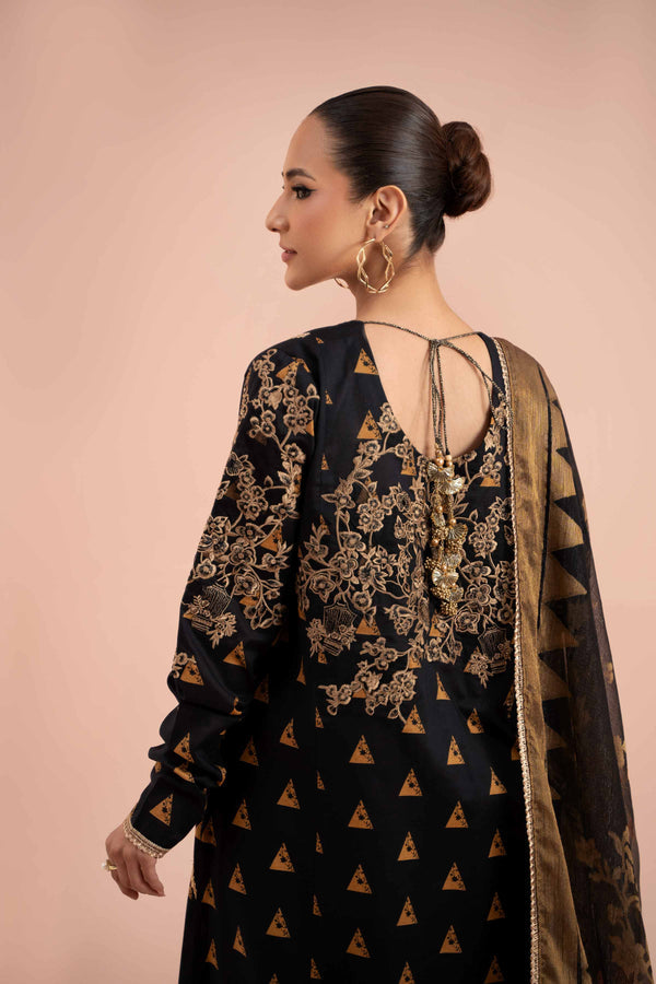 Nishat | Luxury Dresses | 42402028 - Official Nishat stockist in UK - Sakeena London