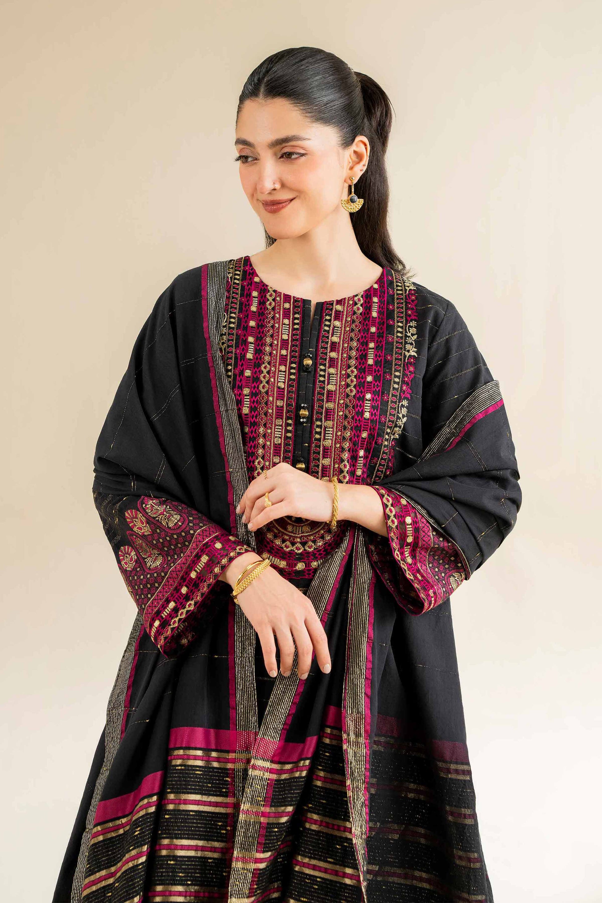 Nishat | Cross Season Edit | 42501041 - Official Nishat stockist in UK - Sakeena London