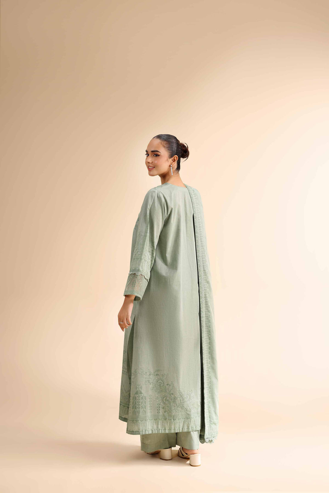 Nishat | Cross Season Edit | 42501046 - Official Nishat stockist in UK - Sakeena London