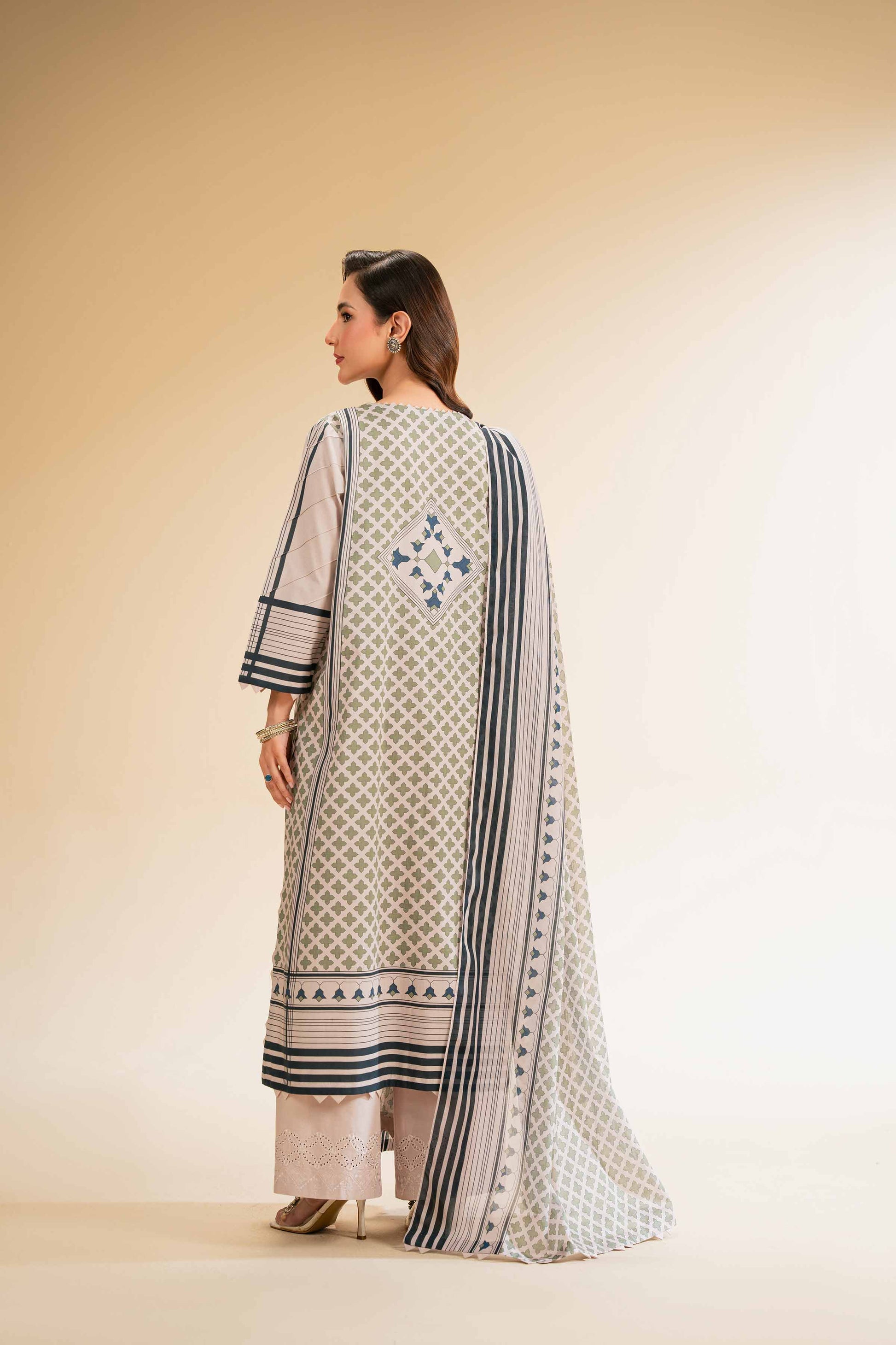 Nishat | Cross Season Edit | 42519173 - Official Nishat stockist in UK - Sakeena London