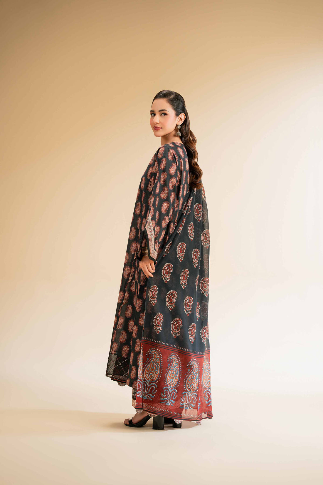 Nishat | Cross Season Edit | 42519175 - Official Nishat stockist in UK - Sakeena London