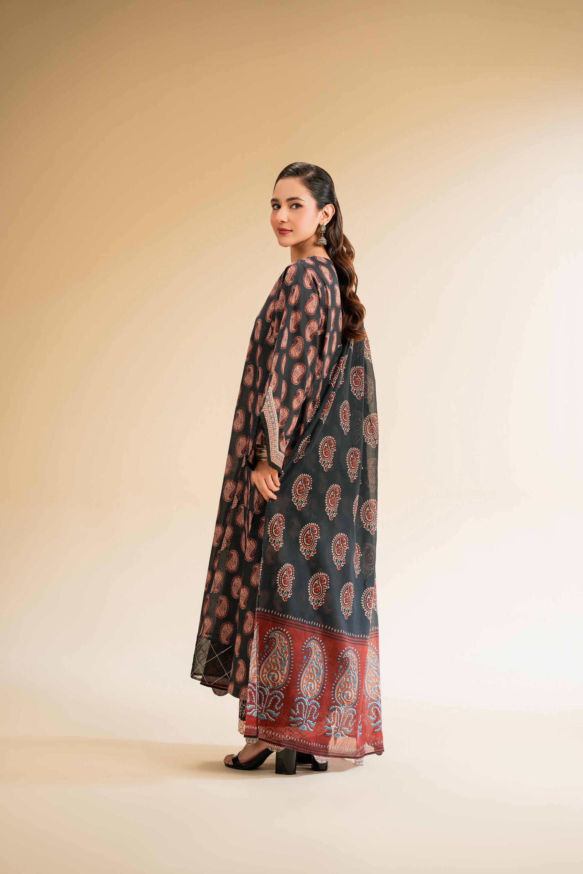 Nishat | Cross Season Edit | 42519175 - Official Nishat stockist in UK - Sakeena London