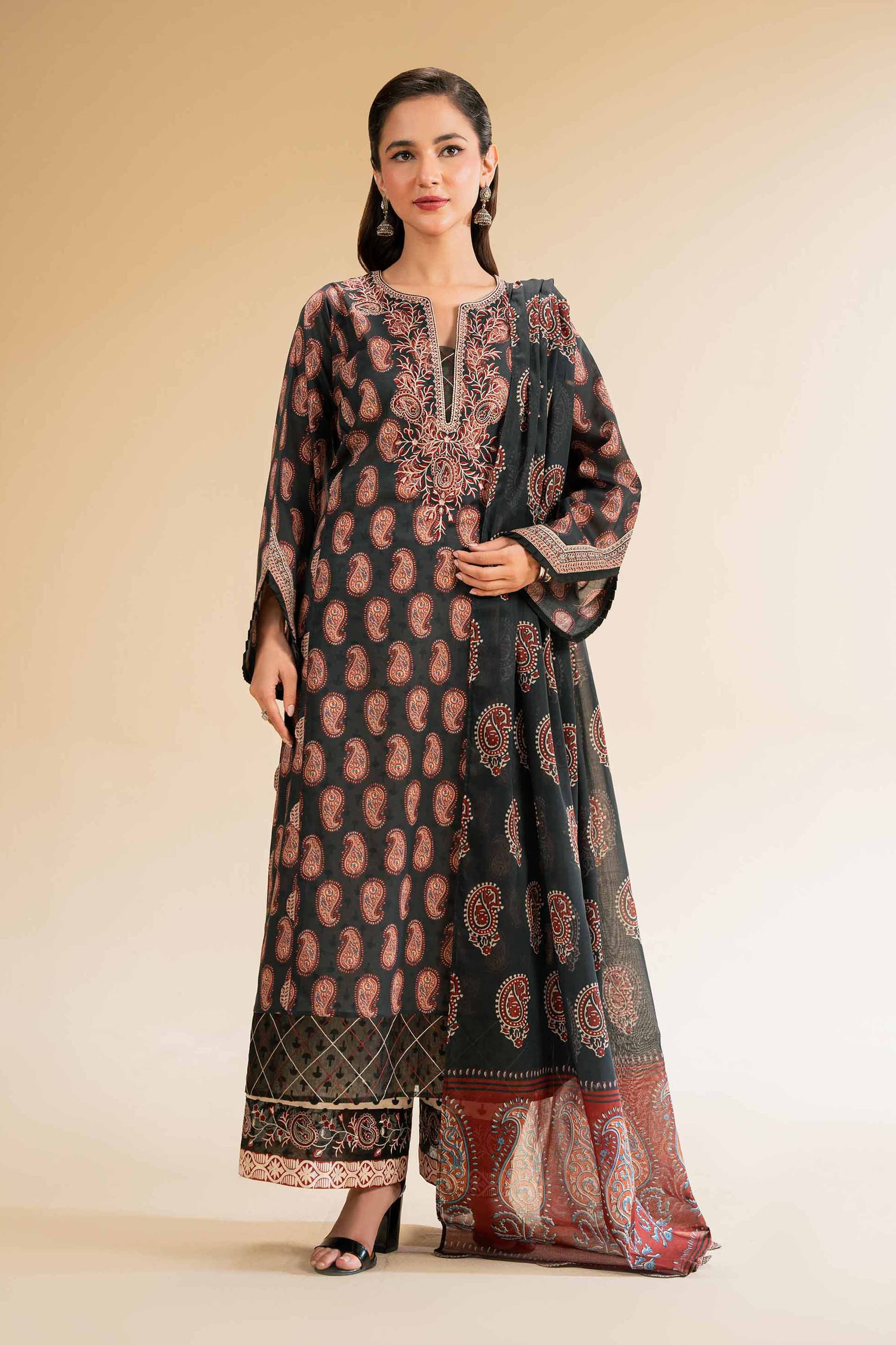 Nishat | Cross Season Edit | 42519175 - Official Nishat stockist in UK - Sakeena London