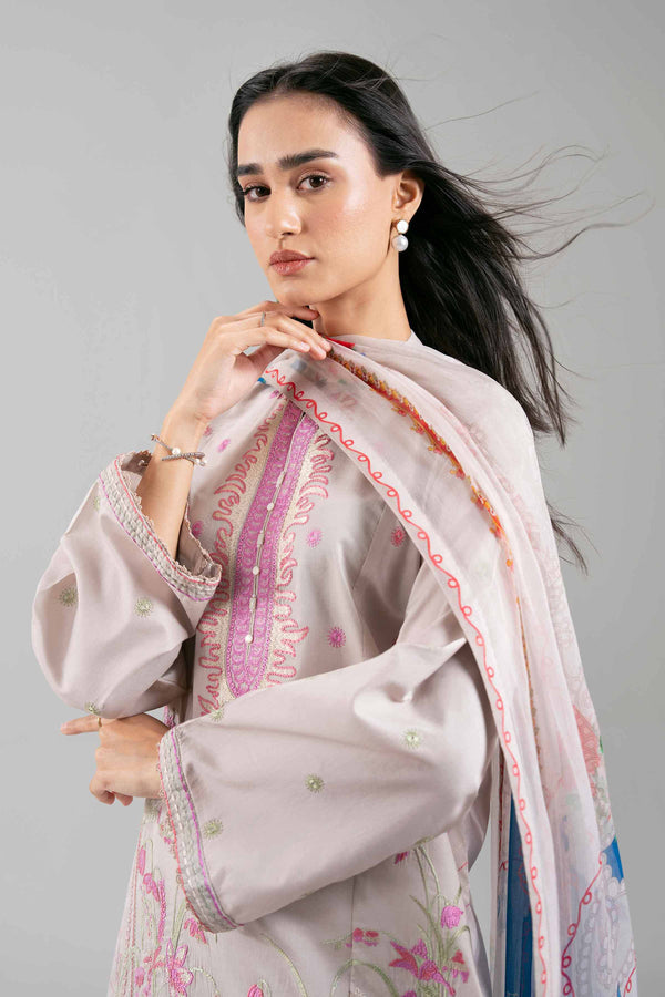 Nishat | Eid Lawn | 42601398