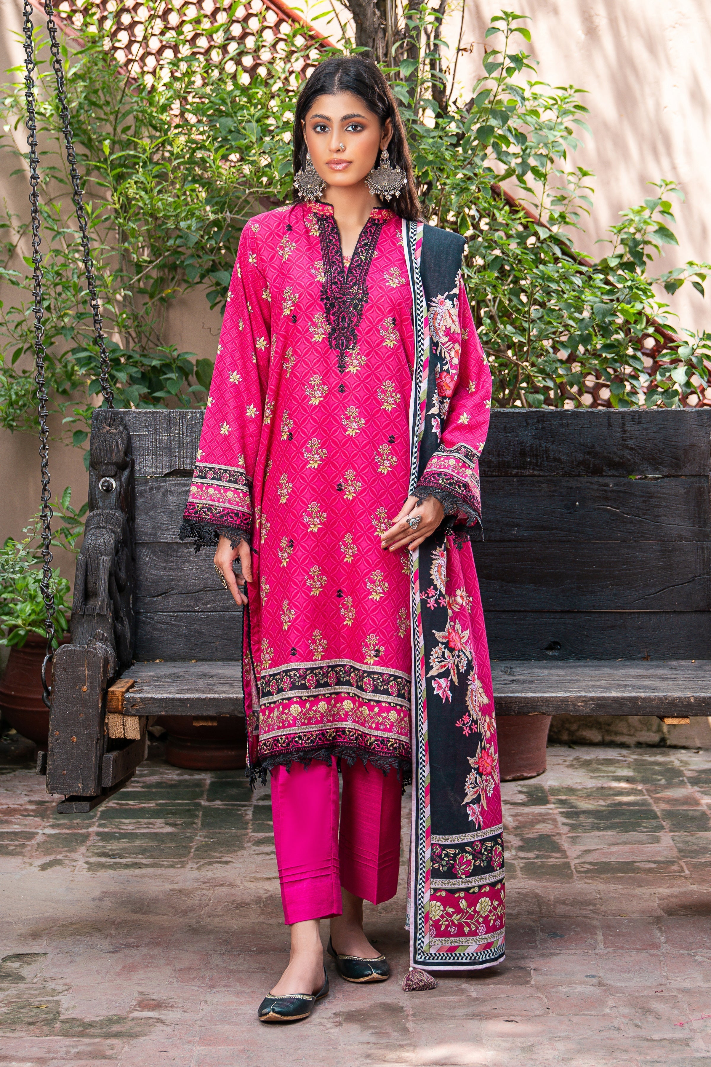 LSM | Winter Marina 24 | L-0096 - Official LSM stockist in UK - Sakeena London