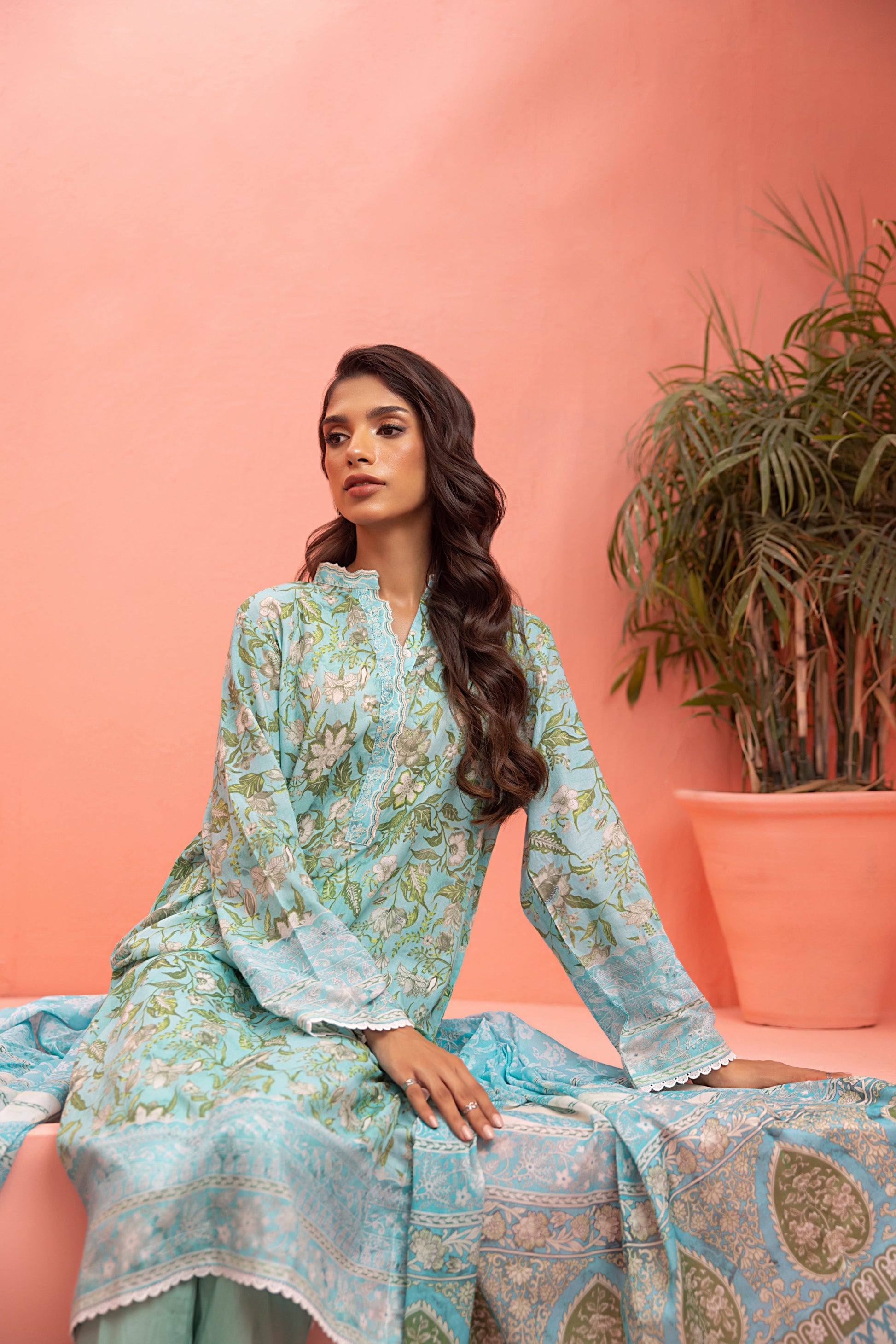 LSM | Winter Marina 24 | 0136 - Official LSM stockist in UK - Sakeena London