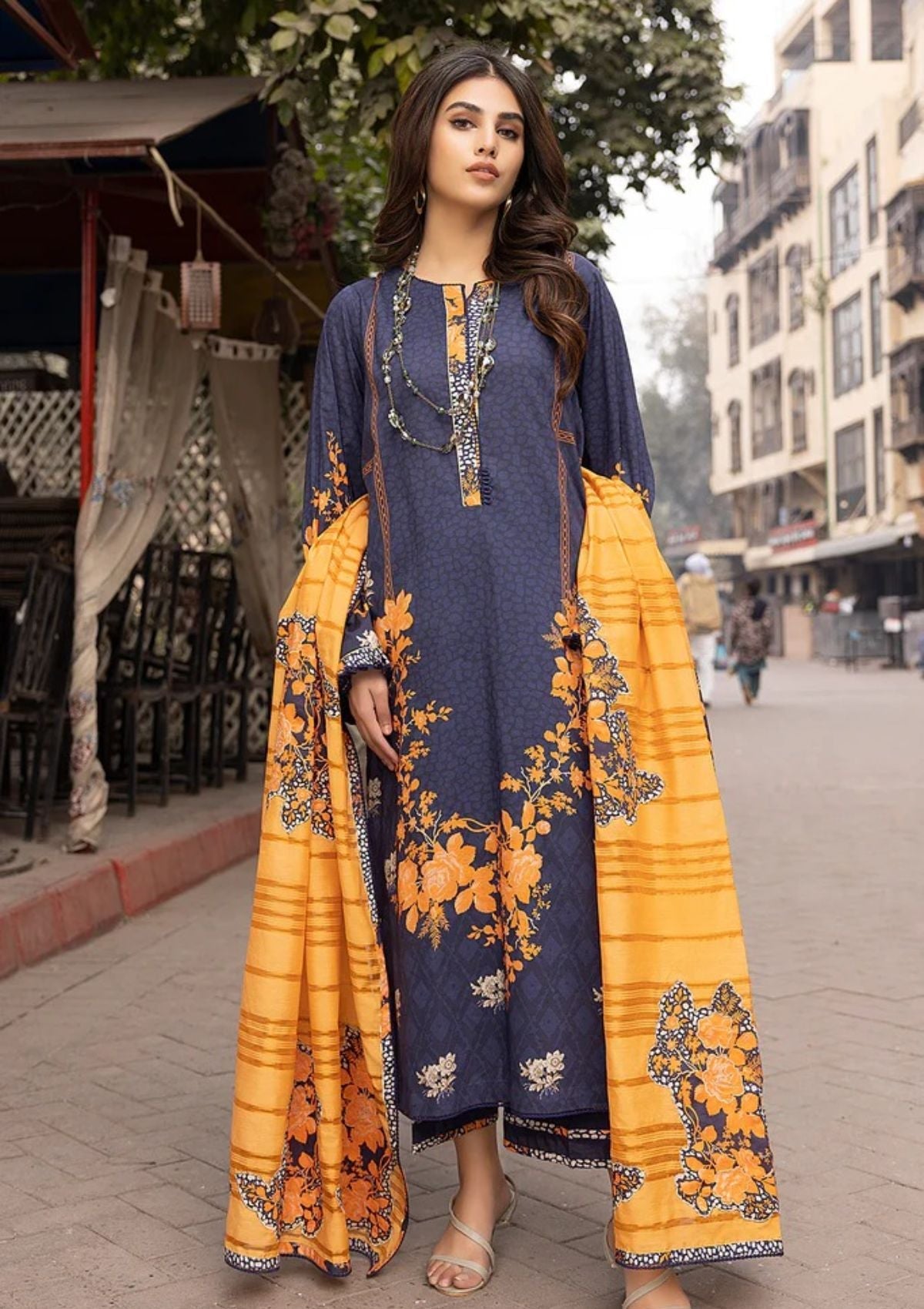 Lawn Collection - Charizma - Beyond Casuals - Melody - V01 - CPE#14