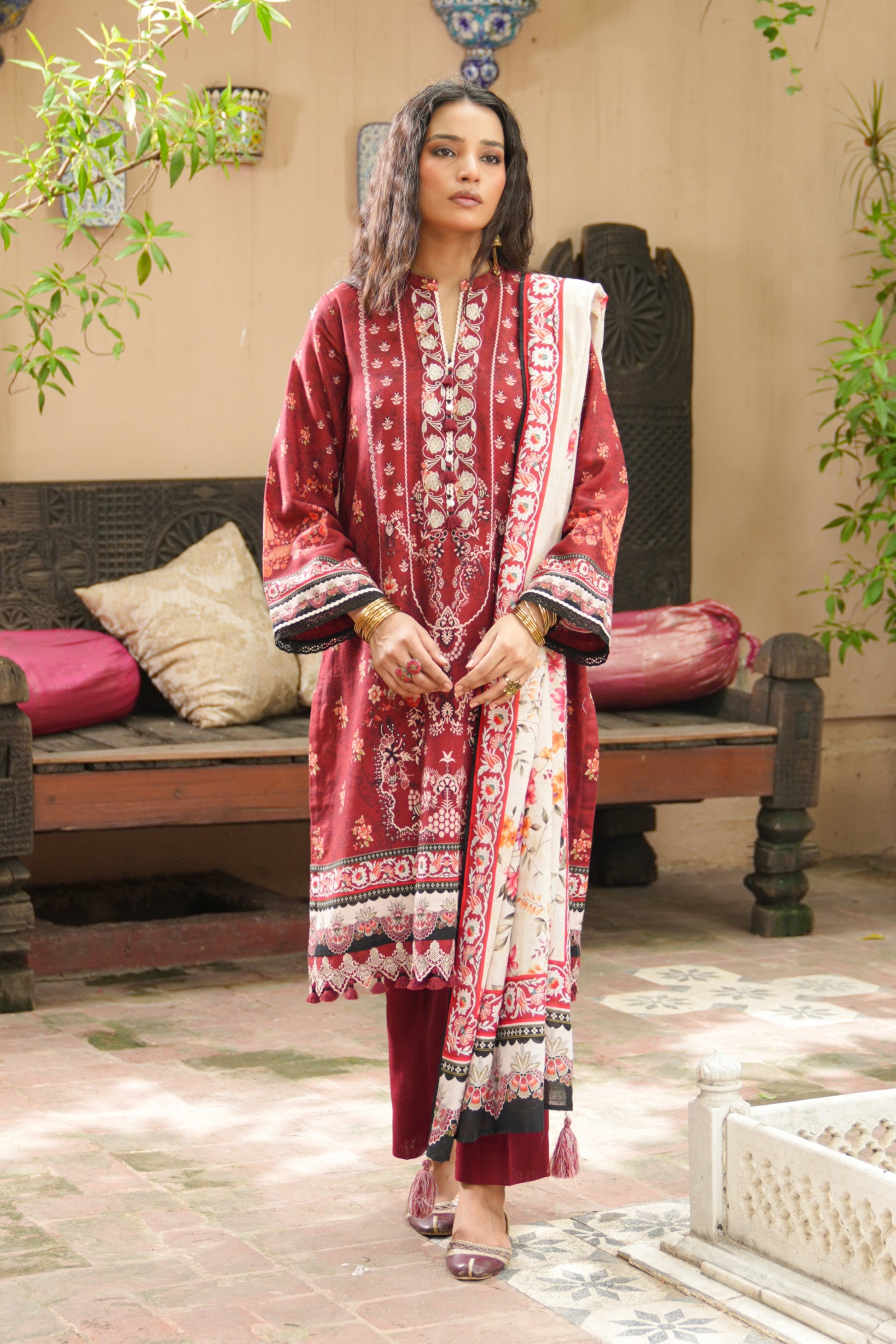 LSM | Winter Marina 24 | RL-0092 - Official LSM stockist in UK - Sakeena London