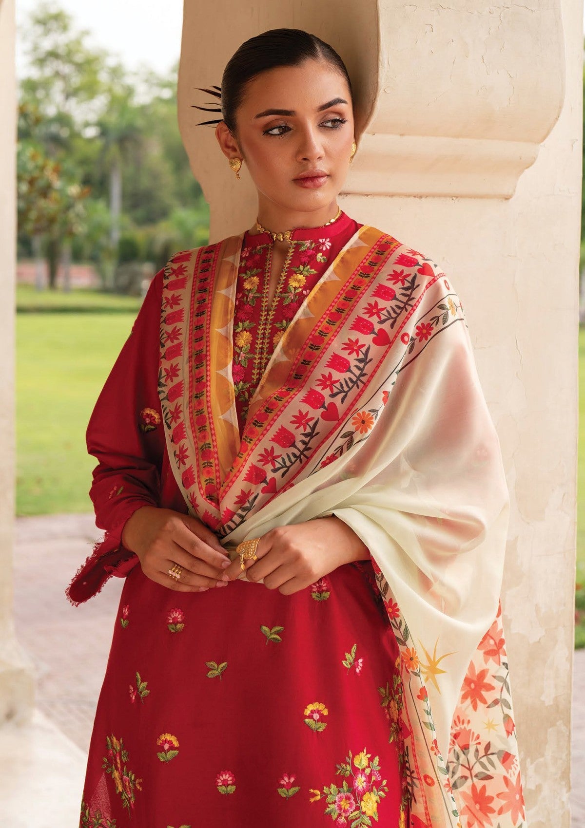 Lawn - Deyar - Summer Lawn 25 - D#10 - CRIMSON