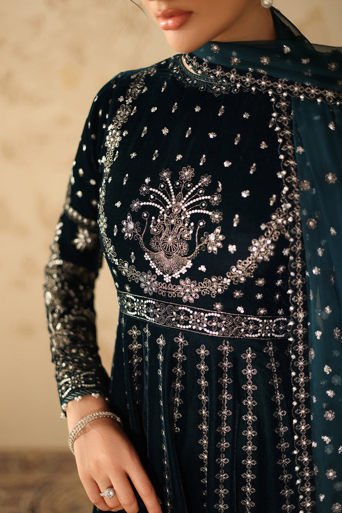 Baroque | Velvet 25 | UF-4318 - Official Sakeena London stockist in UK - Sakeena London