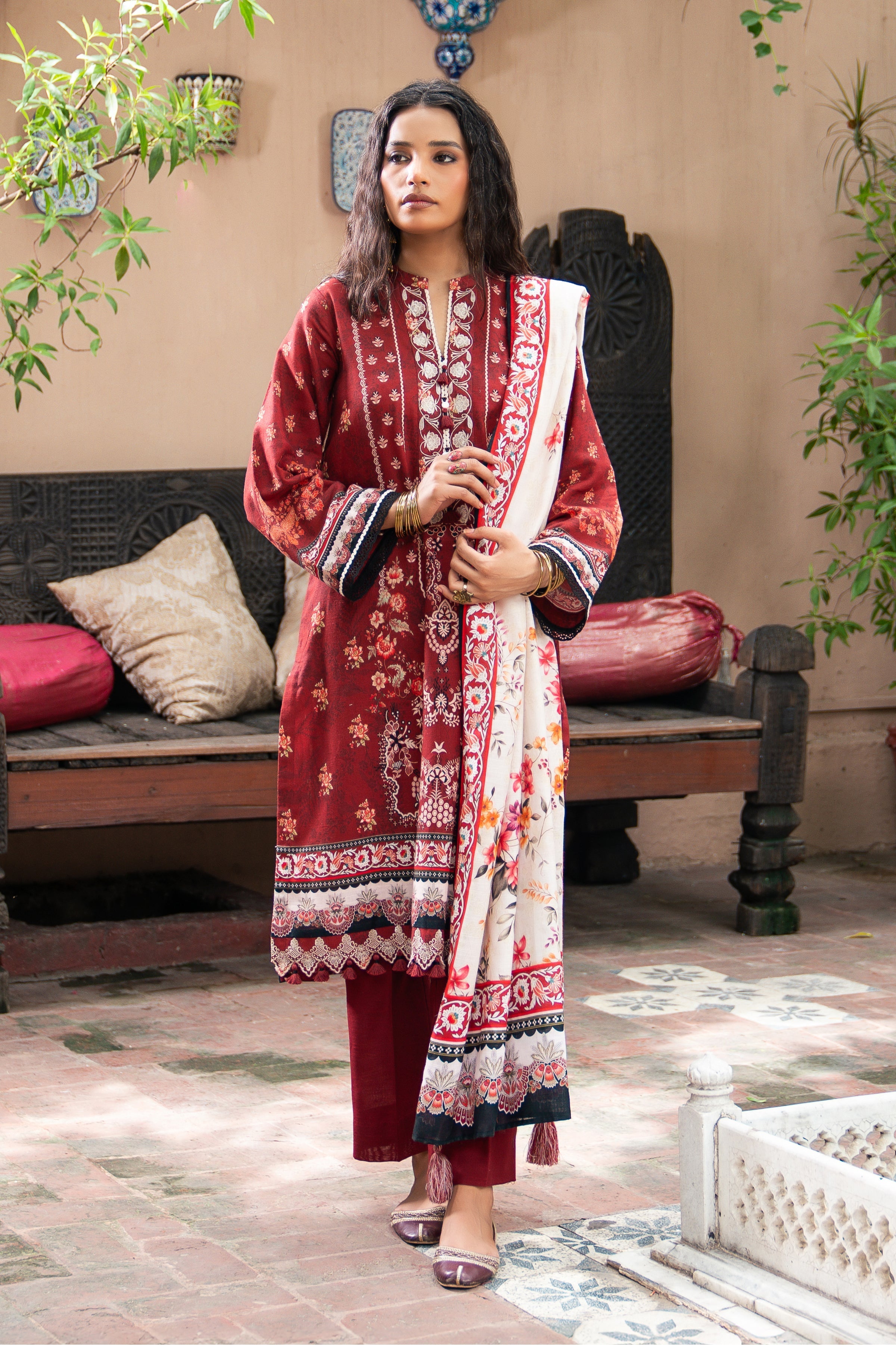 LSM | Winter Marina 24 | RL-0092 - Official LSM stockist in UK - Sakeena London