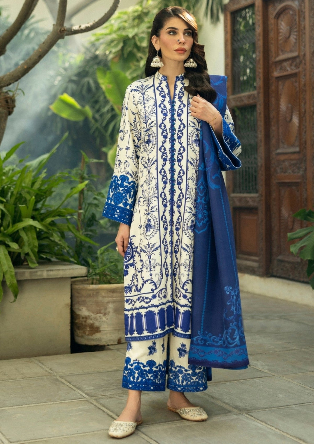 Winter Collection - Zainab Chottani - Winter Shawls 24 - ZC#07 - Rania