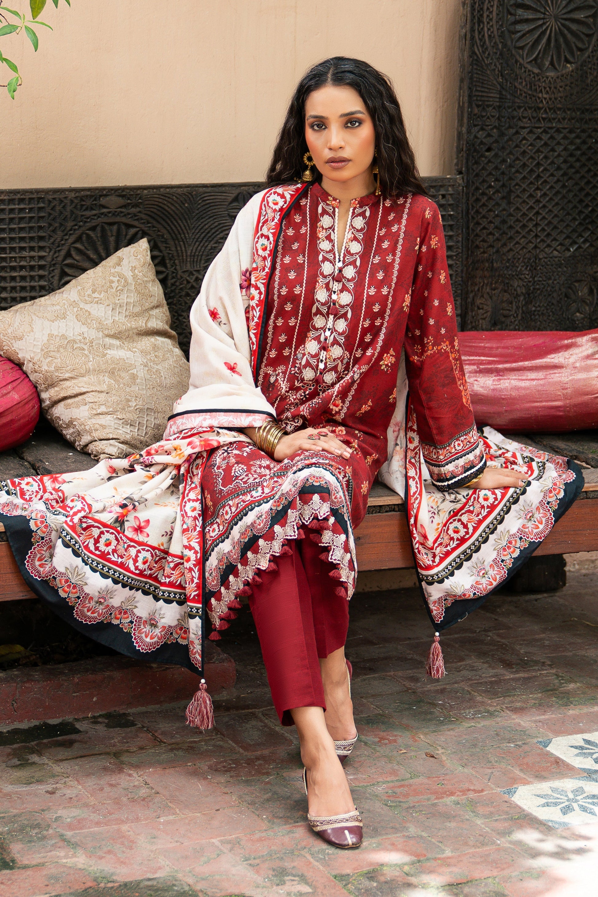 LSM | Winter Marina 24 | RL-0092 - Official LSM stockist in UK - Sakeena London
