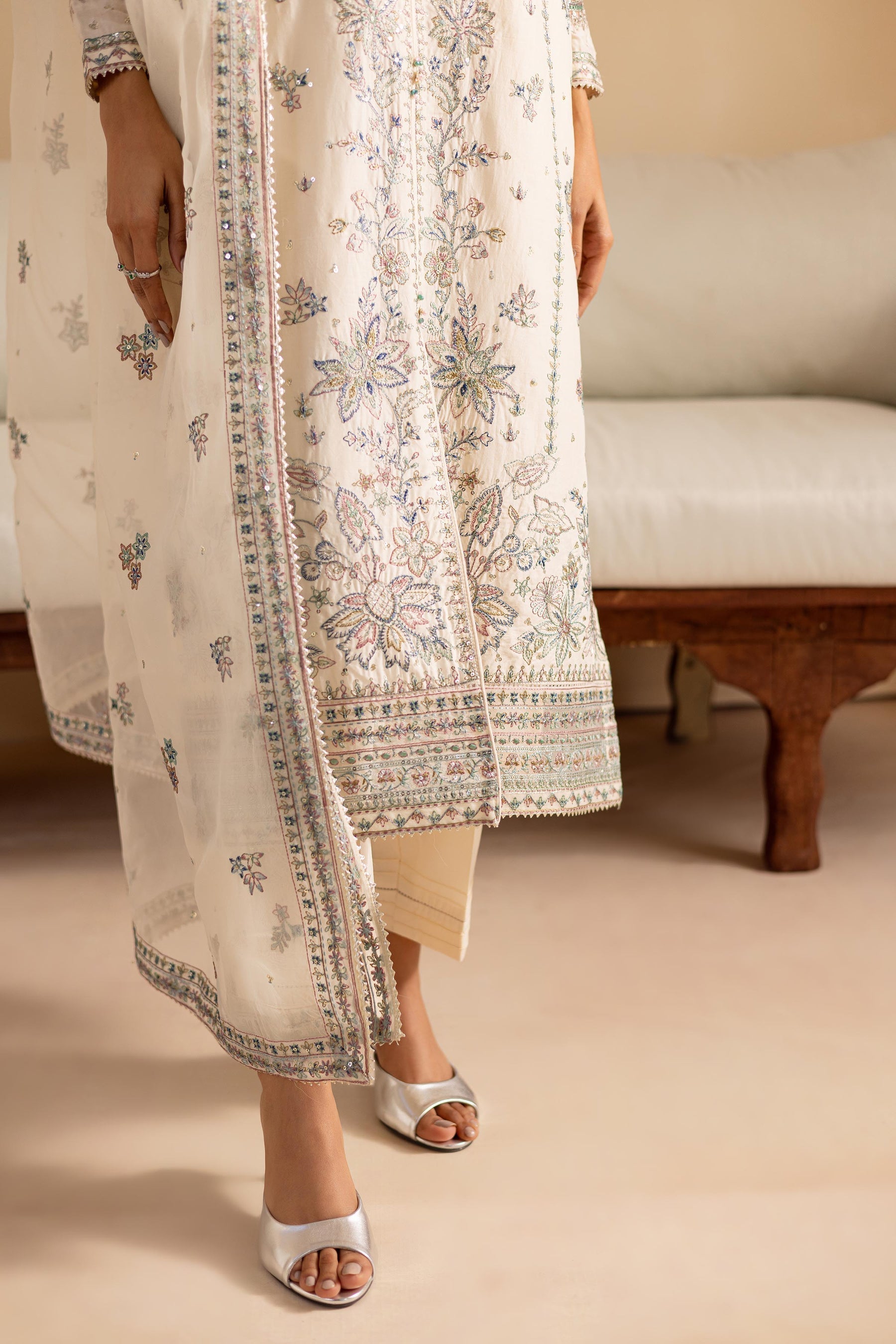 Batik | Cyra Luxury Solids | Stevie - Official Batik stockist in UK - Sakeena London