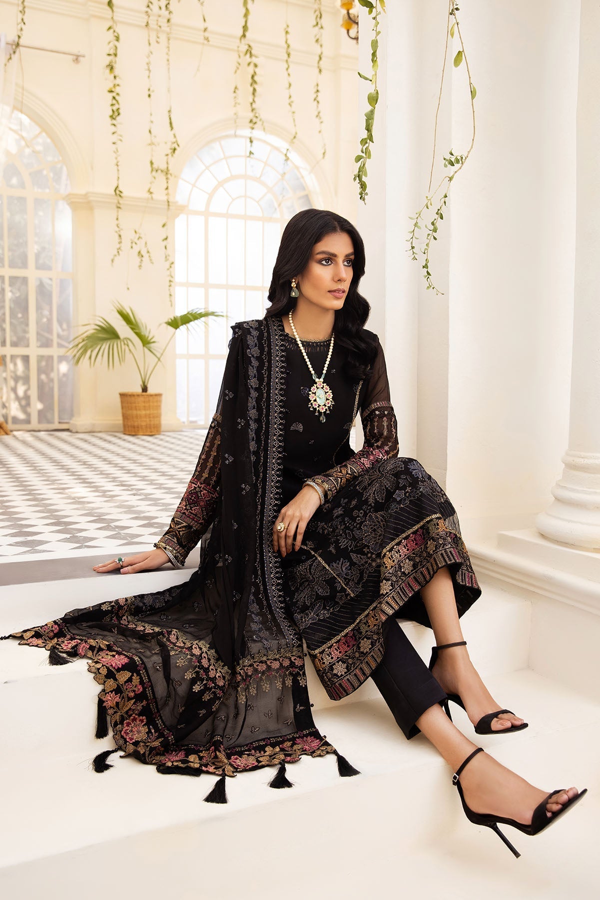 Xenia Formals | Raahi Luxury Formals | LILIA - Official Xenia Formals stockist in UK - Sakeena London