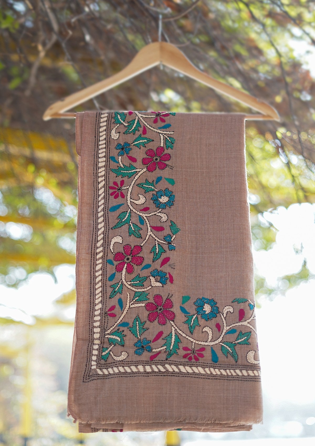 Wool Needle Work Shawl D - 29 - DT Pink
