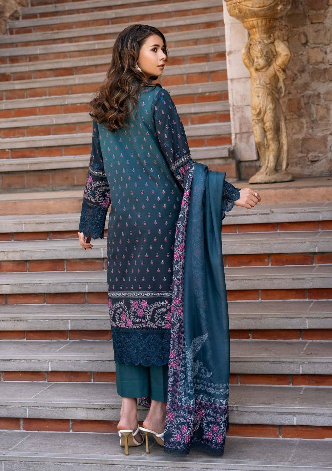 Lawn - Afrozeh - Damask The Holiday - Azrina B