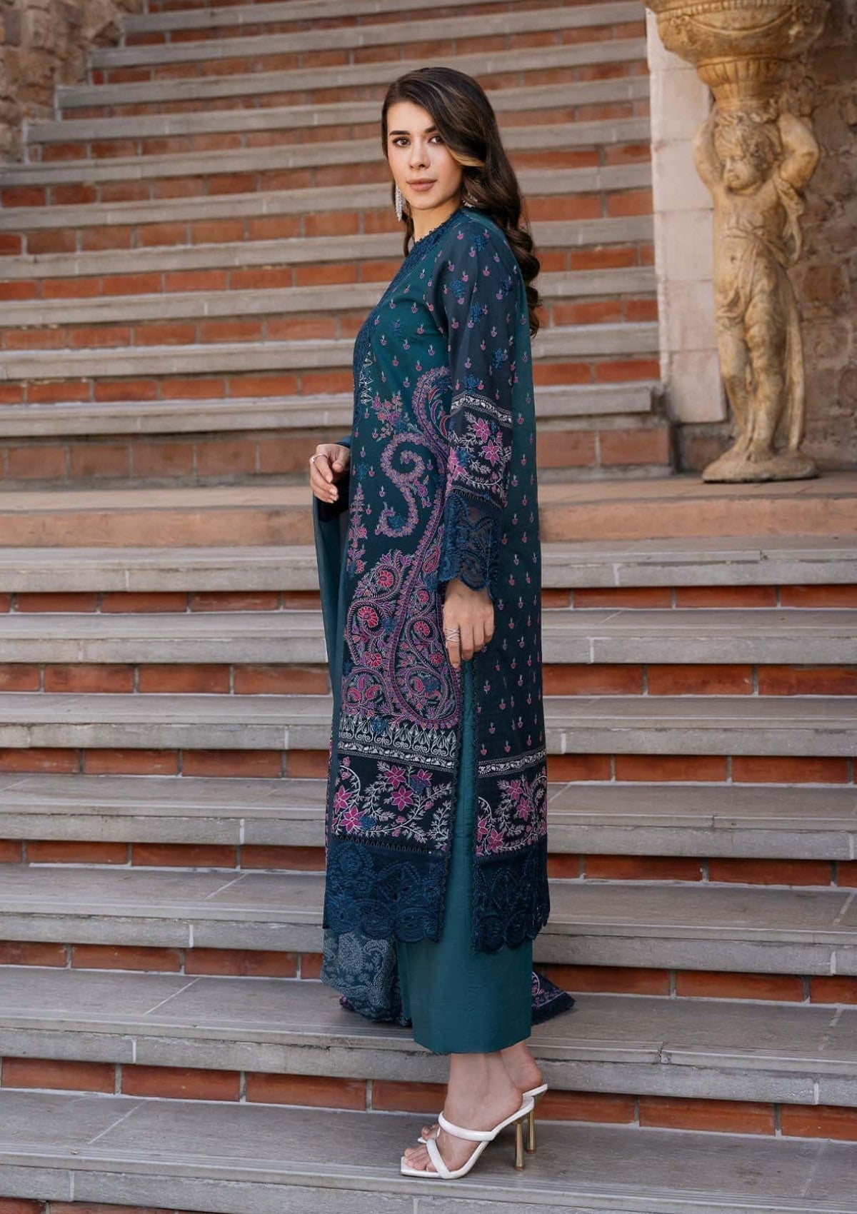 Lawn - Afrozeh - Damask The Holiday - Azrina B