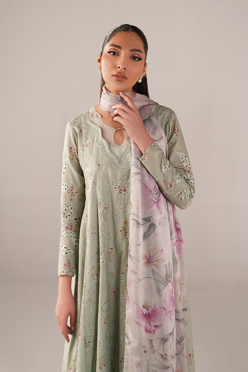 Iznik | Spring/Summer Lawn 26 | SS-03
