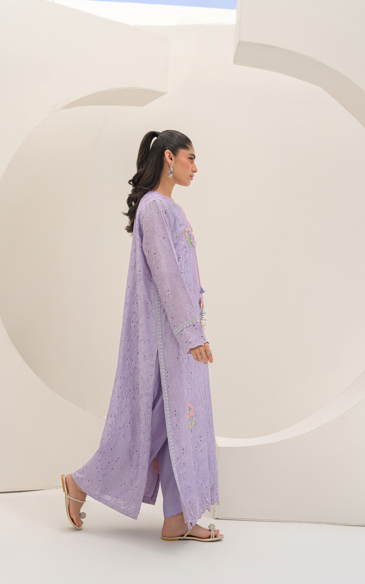 Sana Abbas | Ara Eid Luxe | Veya