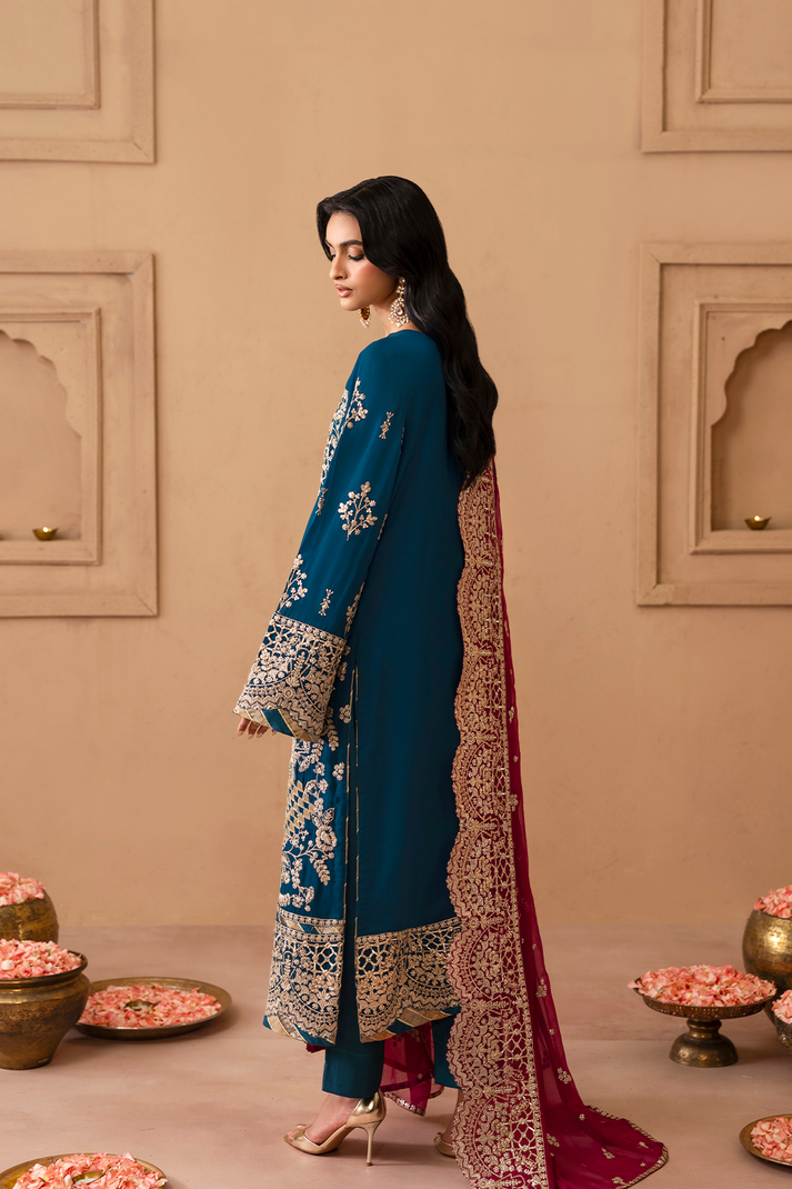 Emaan Adeel | Sheherzadi Formals 25 | KAVYA - Official Emaan Adeel stockist in UK - Sakeena London