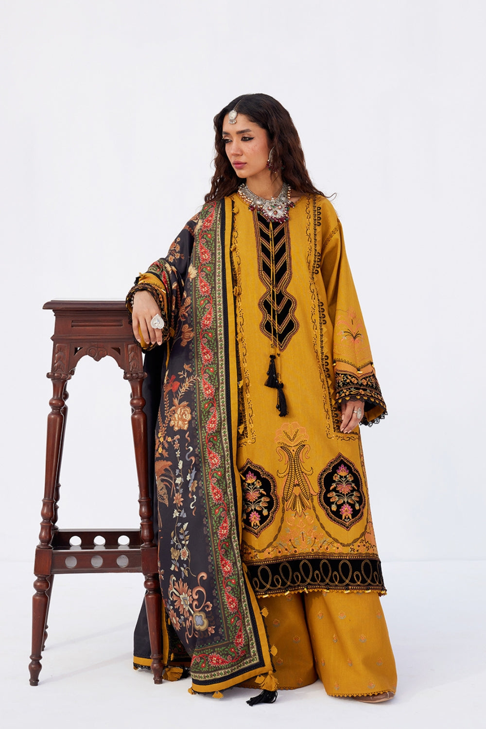 Saira Rizwan | Winter Khaddar 25 | ZARD-SRW25-03 - Official Saira Rizwan stockist in UK - Sakeena London