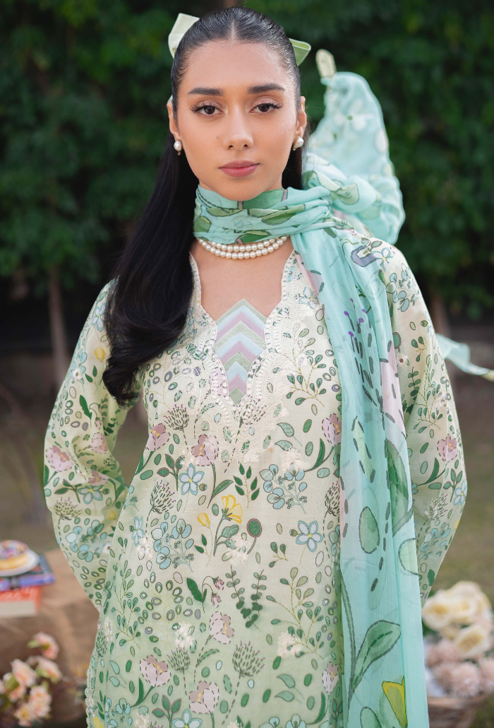 Humdum | Gardenia Lawn 24 | Printkari Lawn PLG 07 - Official HumDum stockist in UK - Sakeena London