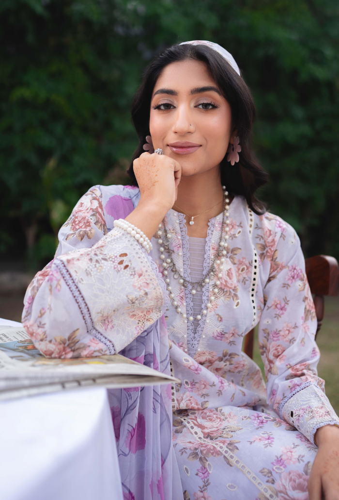 Humdum | Gardenia Lawn 24 | Printkari Lawn PLG 04 - Official HumDum stockist in UK - Sakeena London
