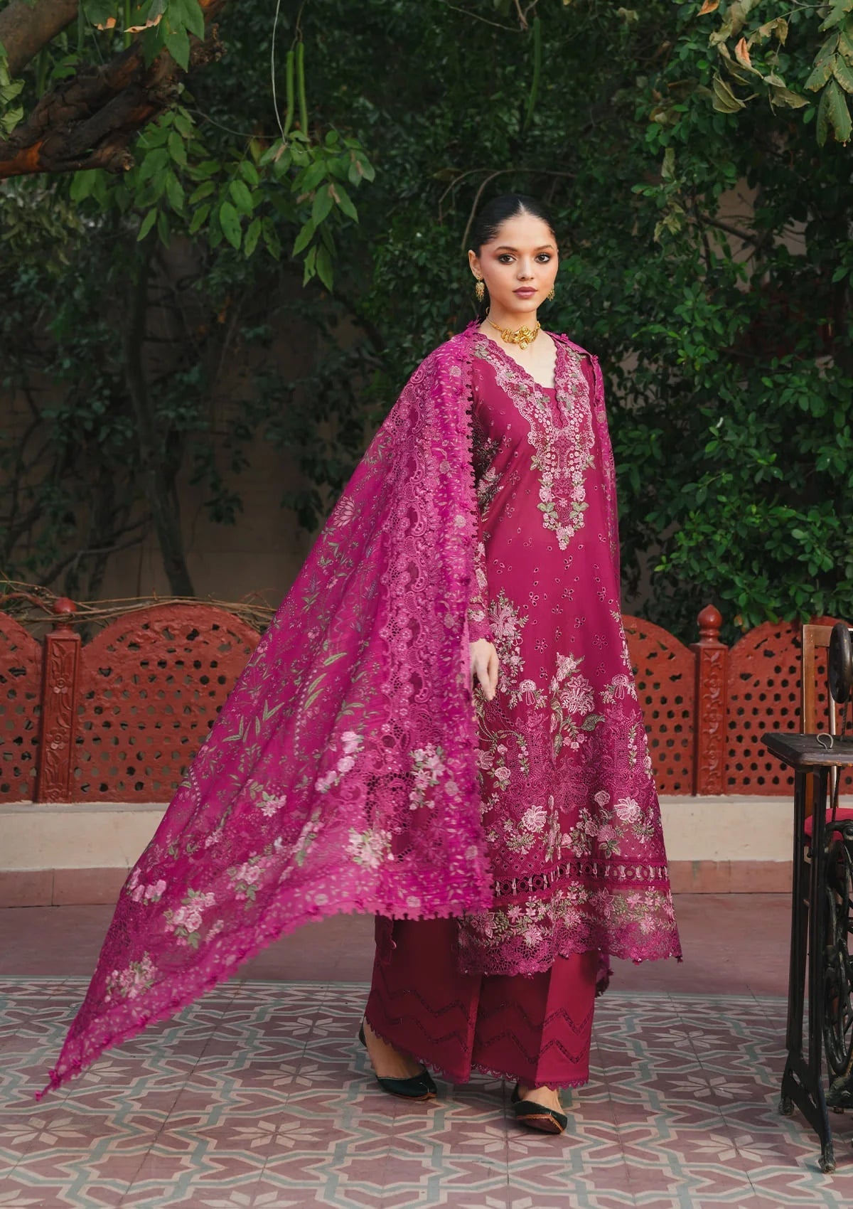 Kahf Premium | Ek Fasana Luxury Lawn 26 | KLB-7A NAVELI