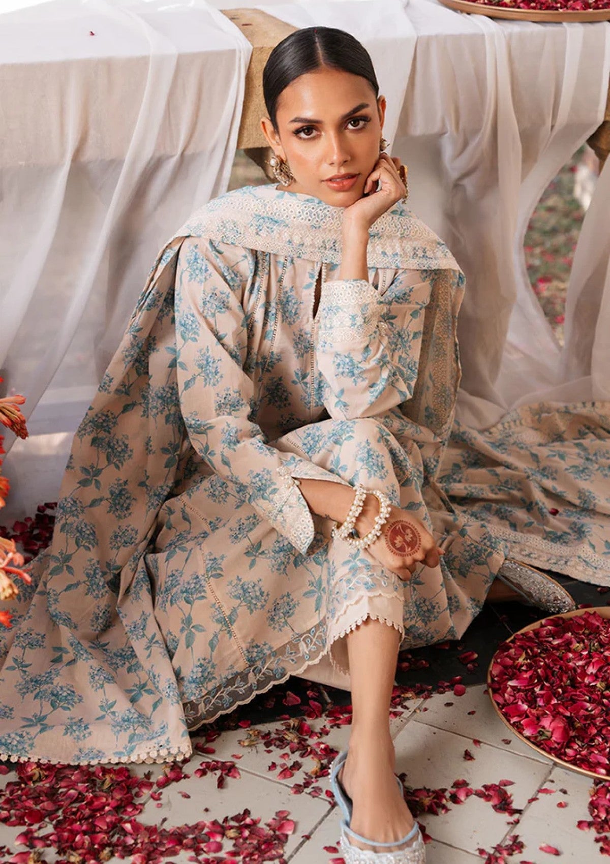 Lawn Collection - Cross Stitch - EidÃÂÃÂ LawnÃÂÃÂ - CEL24#19 - DAINTY ROYALE