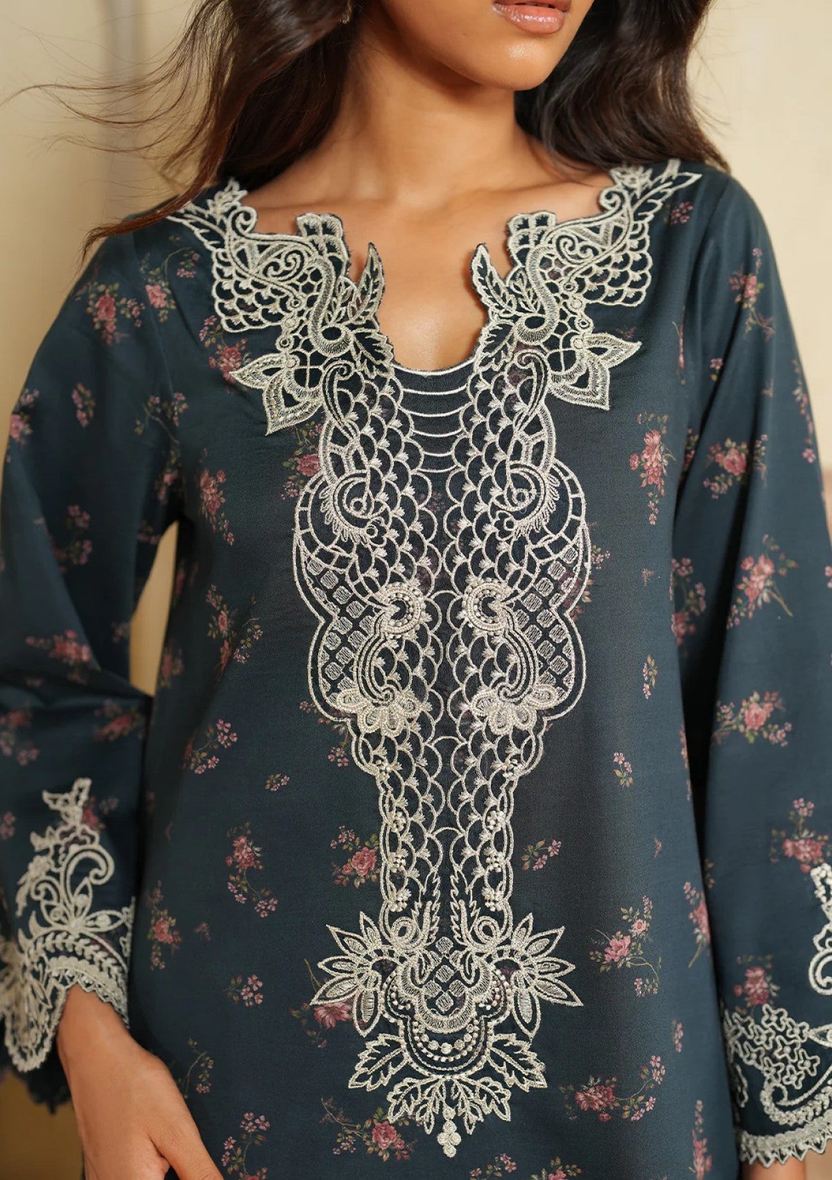 Winter - Iznik - Pre-Fall 25 - IPF#12