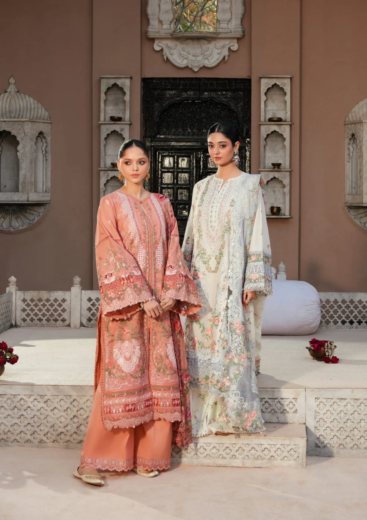 Kahf Premium | Ek Fasana Luxury Lawn 26 | KLB-2A NEELOFAR