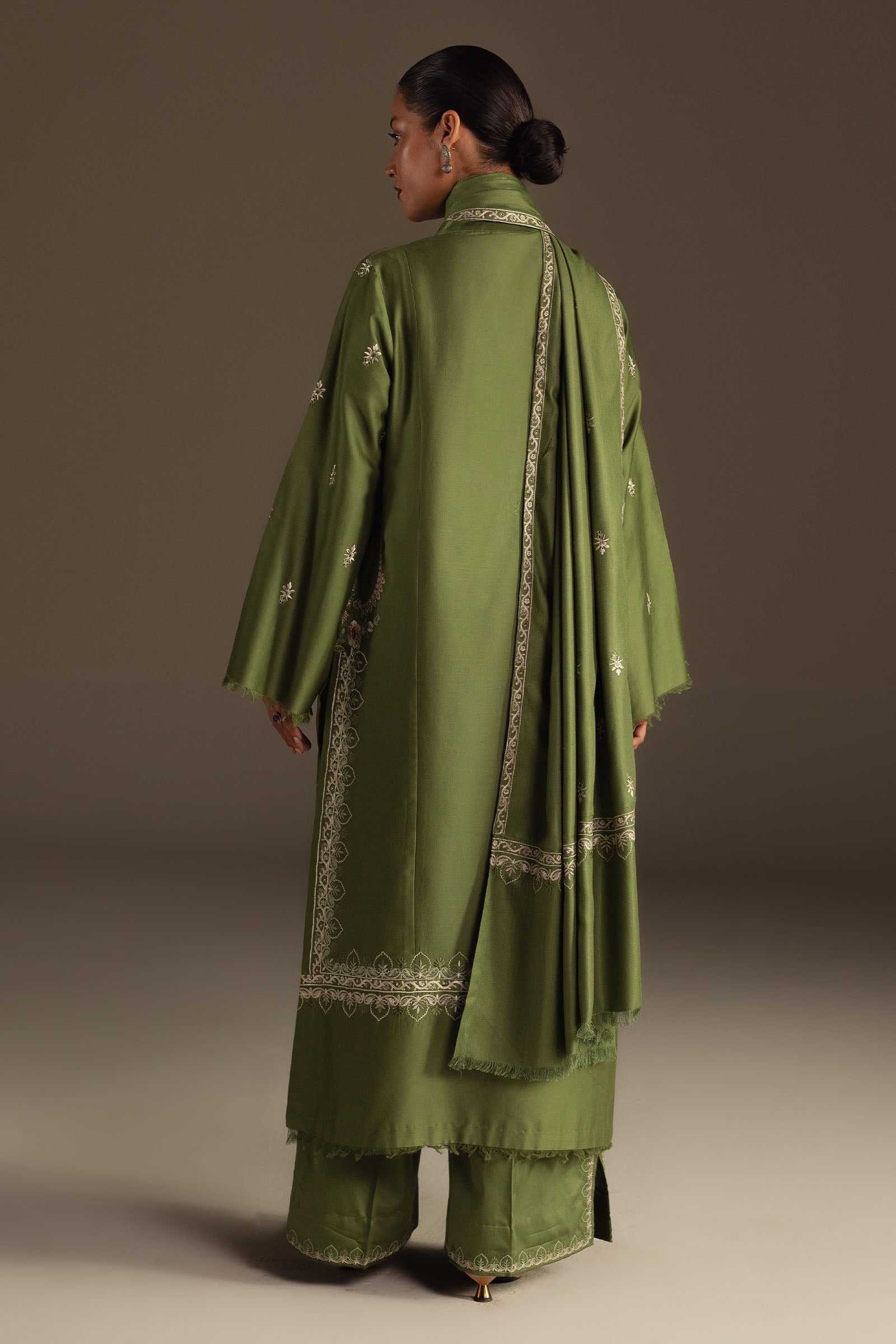 Zara Shahjahan | Pret A W 25 | Zimal