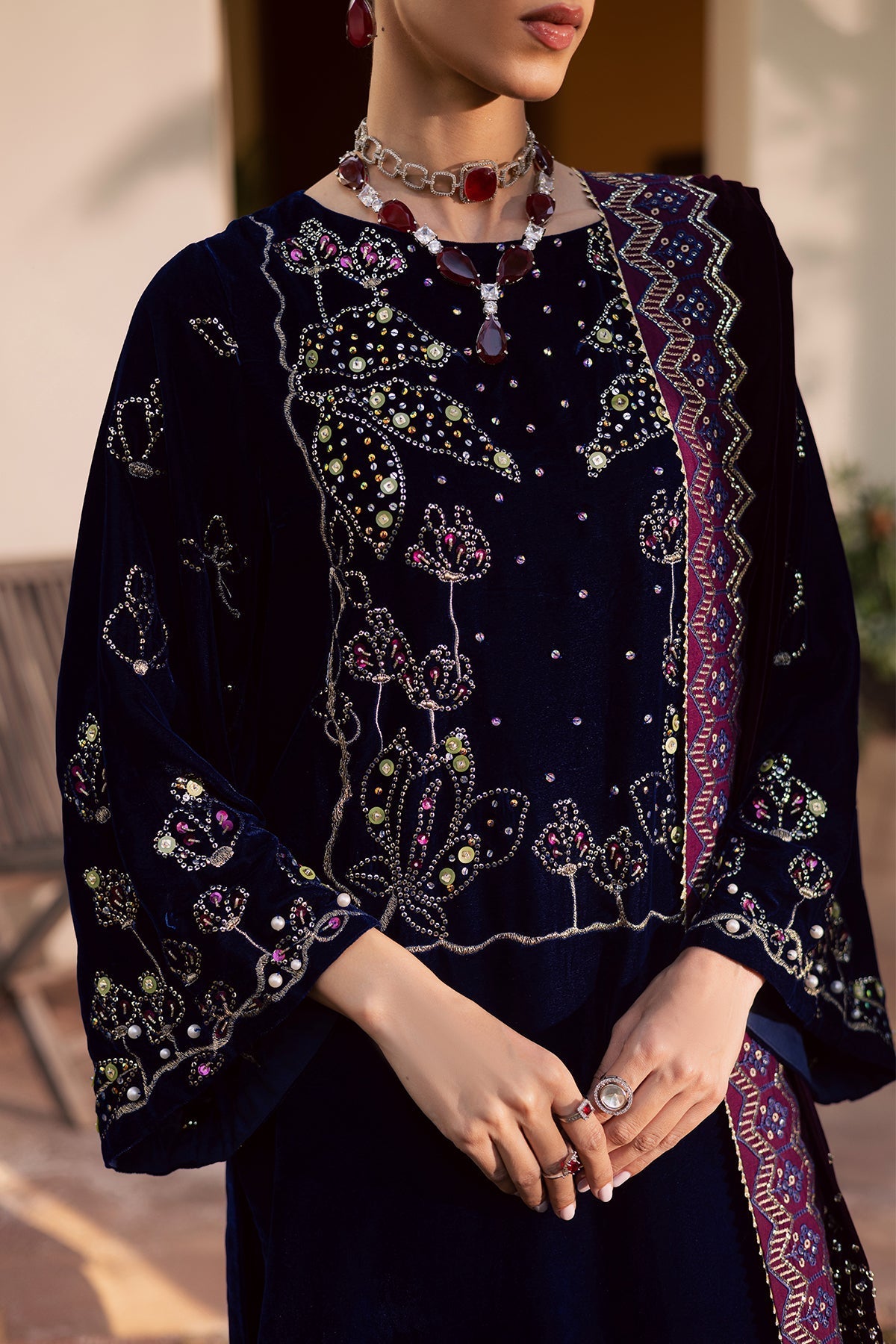 Nureh | Maya Velvet | NW-116 - Official Nureh stockist in UK - Sakeena London