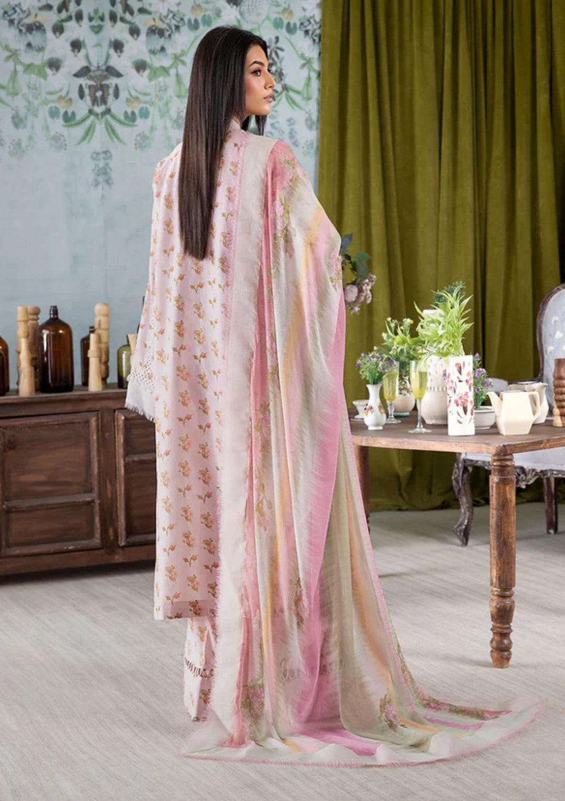 Lawn - Sobia Nazir - Vital Luxury 25 Vol 2 - SV2 #1A