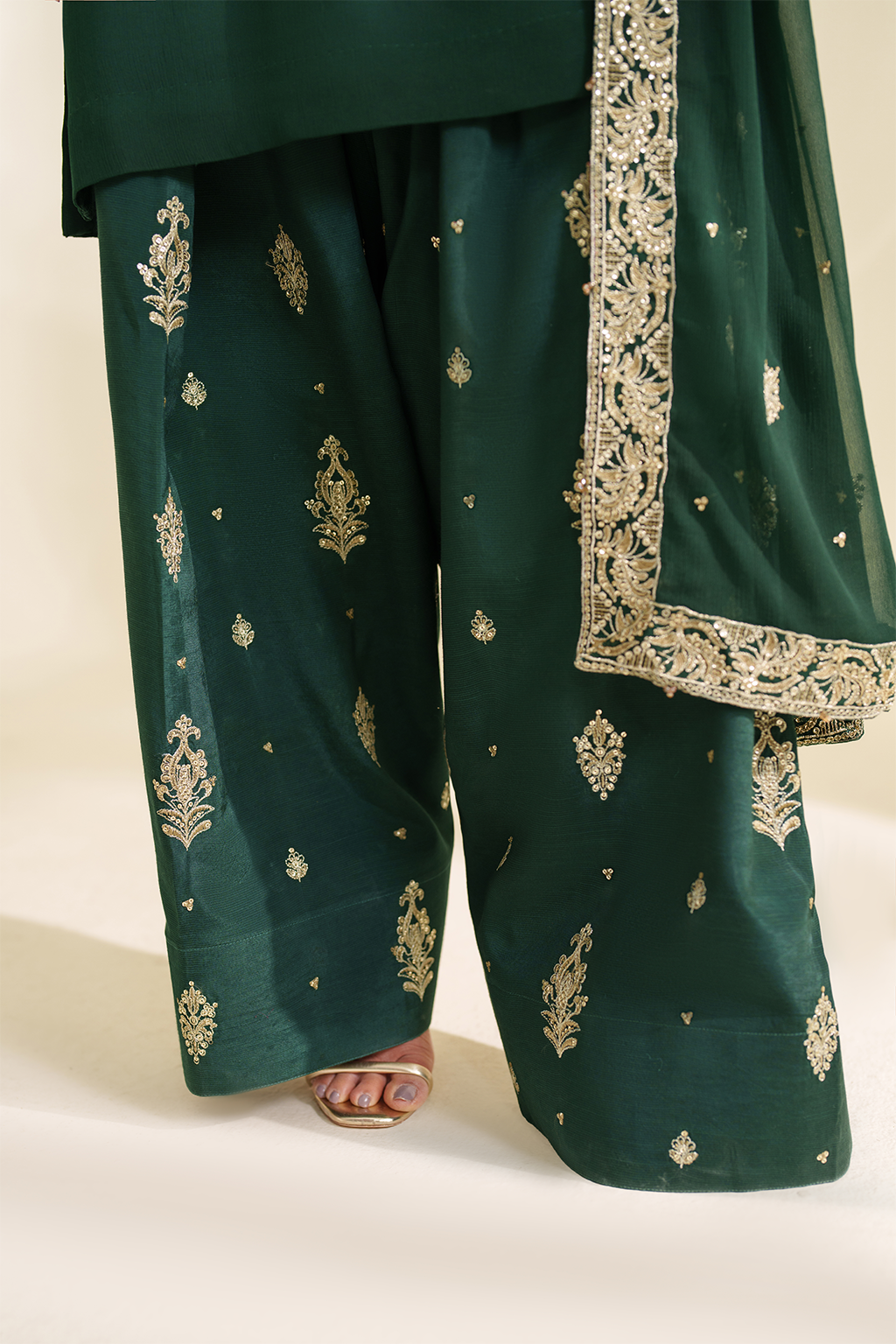 Iznik I Festive Formal I CC-75 Embroidered Chiffon - Official Iznik stockist in UK - Sakeena London