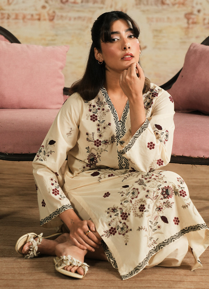 Image | Spring the Tea | ICSE-214207-12523 - Official Image stockist in UK - Sakeena London