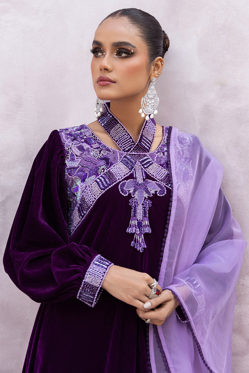 Chic Ophicial | Velveteen Luxury Fall Collection | Elza - Official Chic Ophicial stockist in UK - Sakeena London