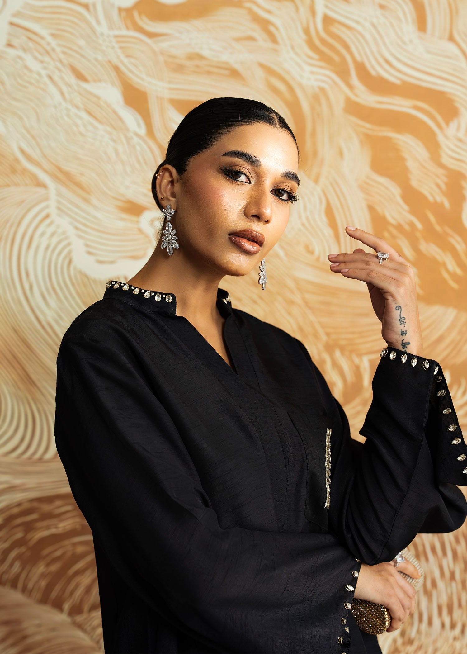 Mahgul | Whispers of Silk | Black Diamond - Official Mahgul stockist in UK - Sakeena London