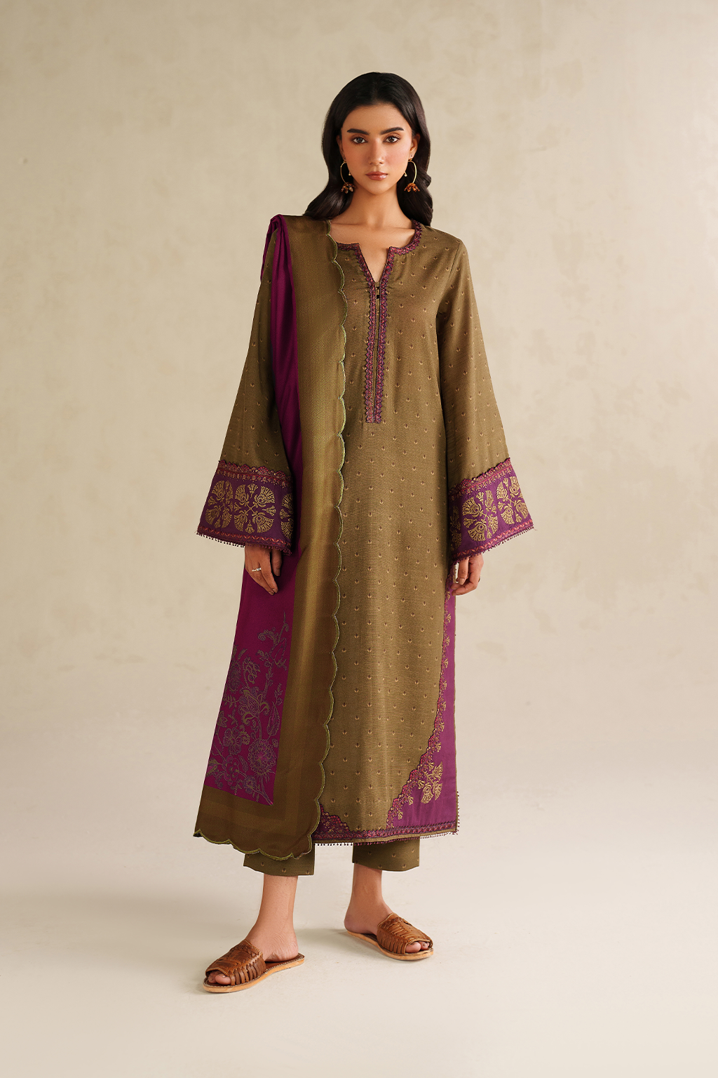 Iznik | Winter Chapter 25 | UE-573 Printed Khaddar - Official Iznik stockist in UK - Sakeena London