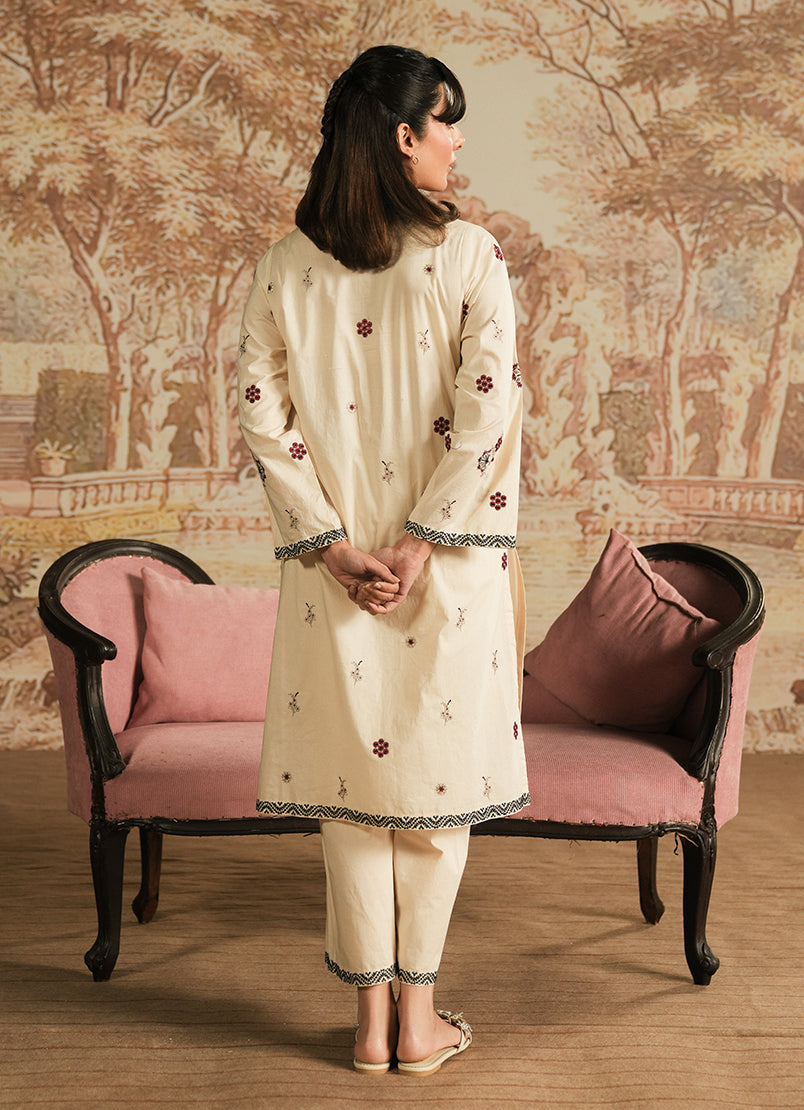 Image | Spring the Tea | ICSE-214207-12523 - Official Image stockist in UK - Sakeena London