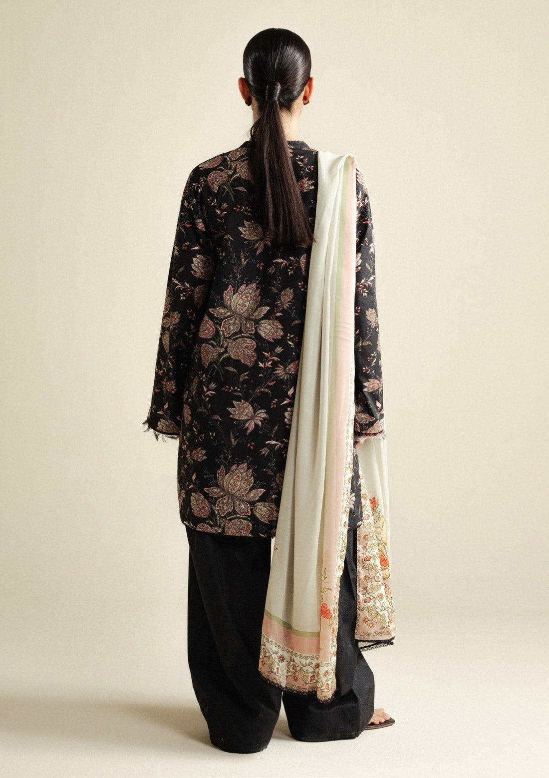 Zara Shahjahan | Coco Prints 25 | Daisy-8B - Official Zara Shahjahan stockist in UK - Sakeena London
