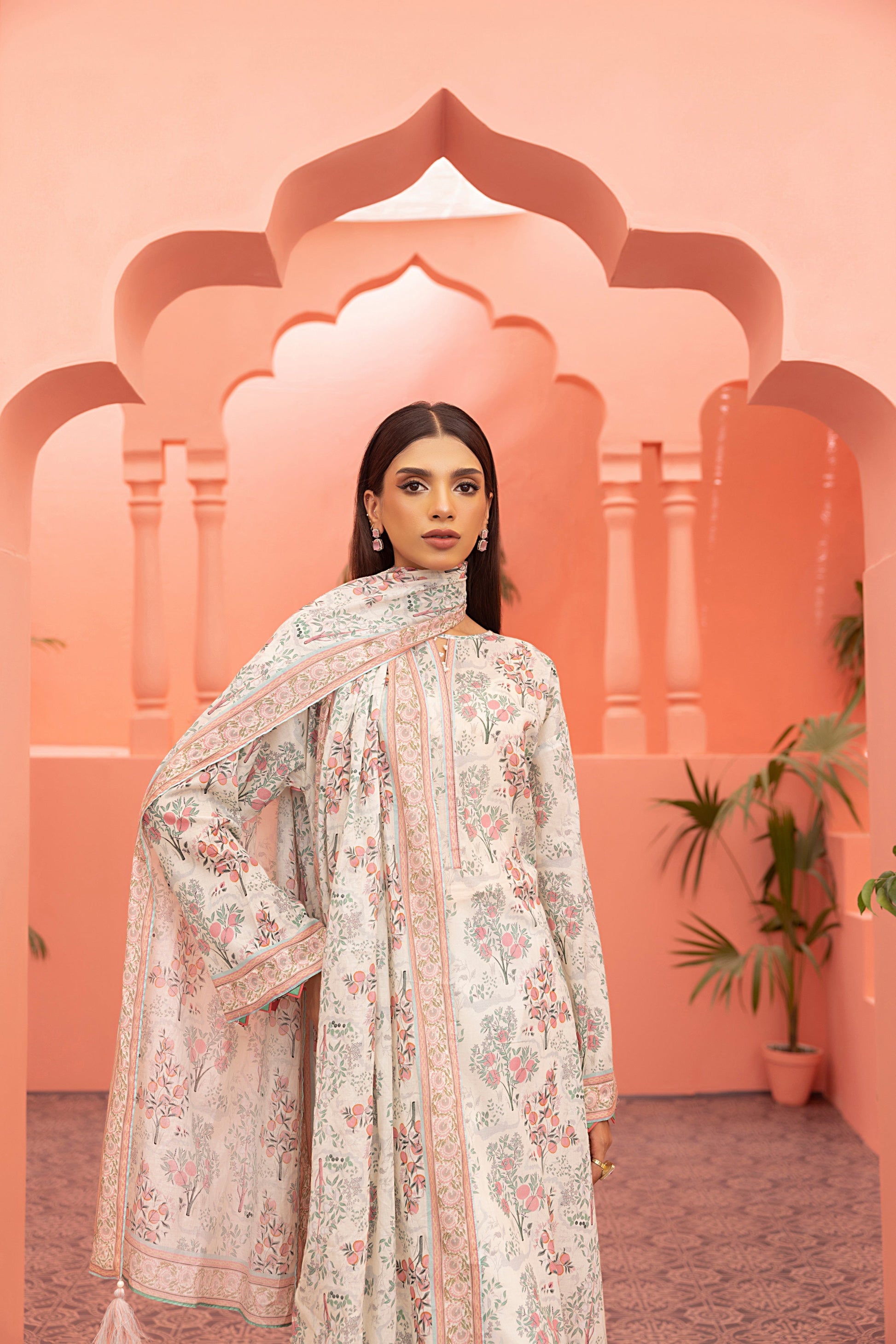 LSM | Winter Marina 24 | 0131 - Official LSM stockist in UK - Sakeena London