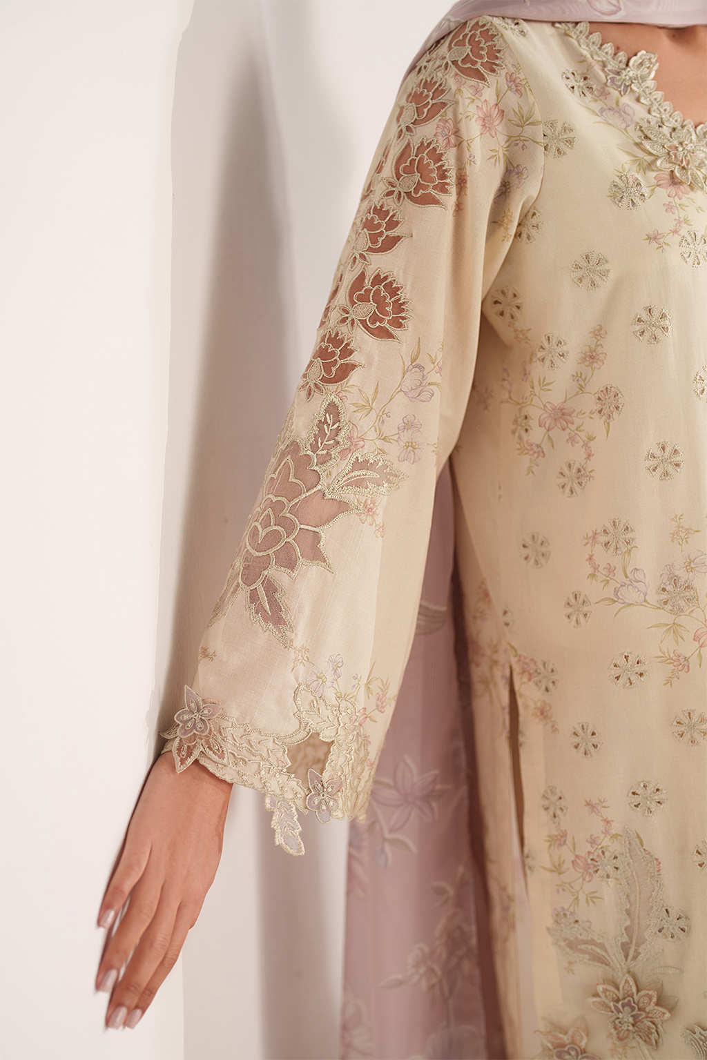 Iznik | Spring/Summer Lawn 26 | SS-06