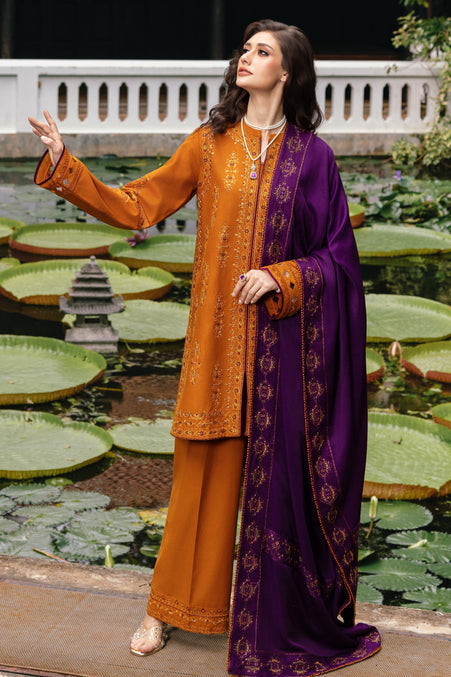Naqshi | Nuri Khaddar Velvet Marina | Duraab - Official Naqshi stockist in UK - Sakeena London