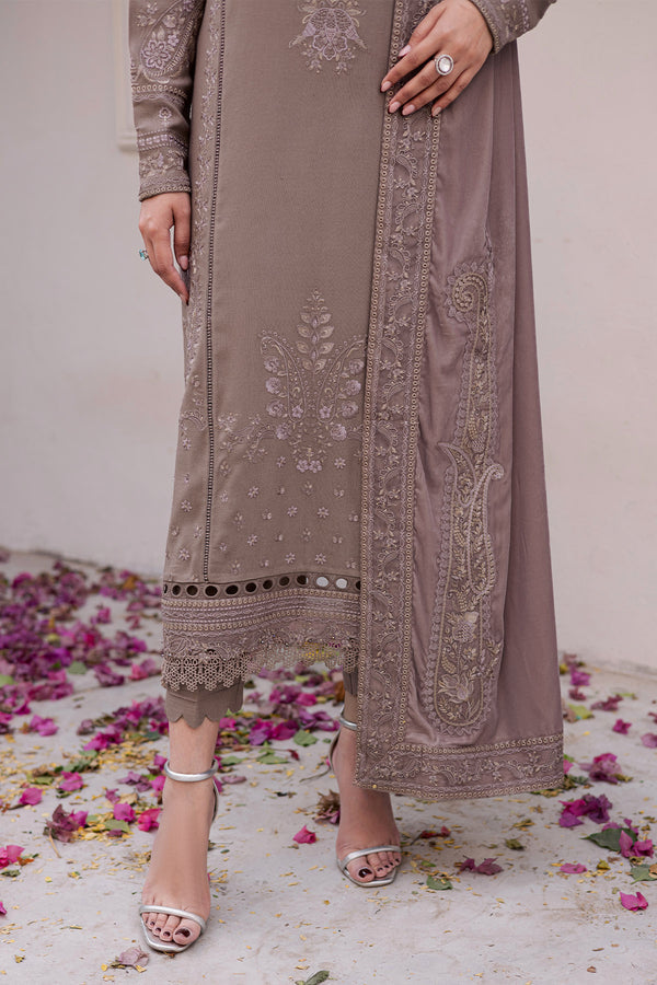 Nureh | Exclusive Leather Peach | NE-201 - Official Nureh stockist in UK - Sakeena London
