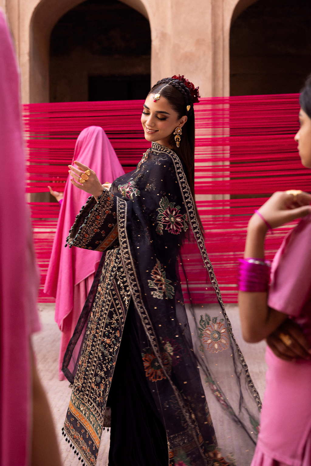 Emaan Adeel I The Empress Wedding Formals I NOCTELLE - Official Emaan Adeel stockist in UK - Sakeena London