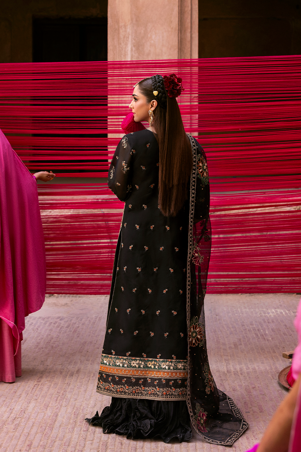 Emaan Adeel I The Empress Wedding Formals I NOCTELLE - Official Emaan Adeel stockist in UK - Sakeena London