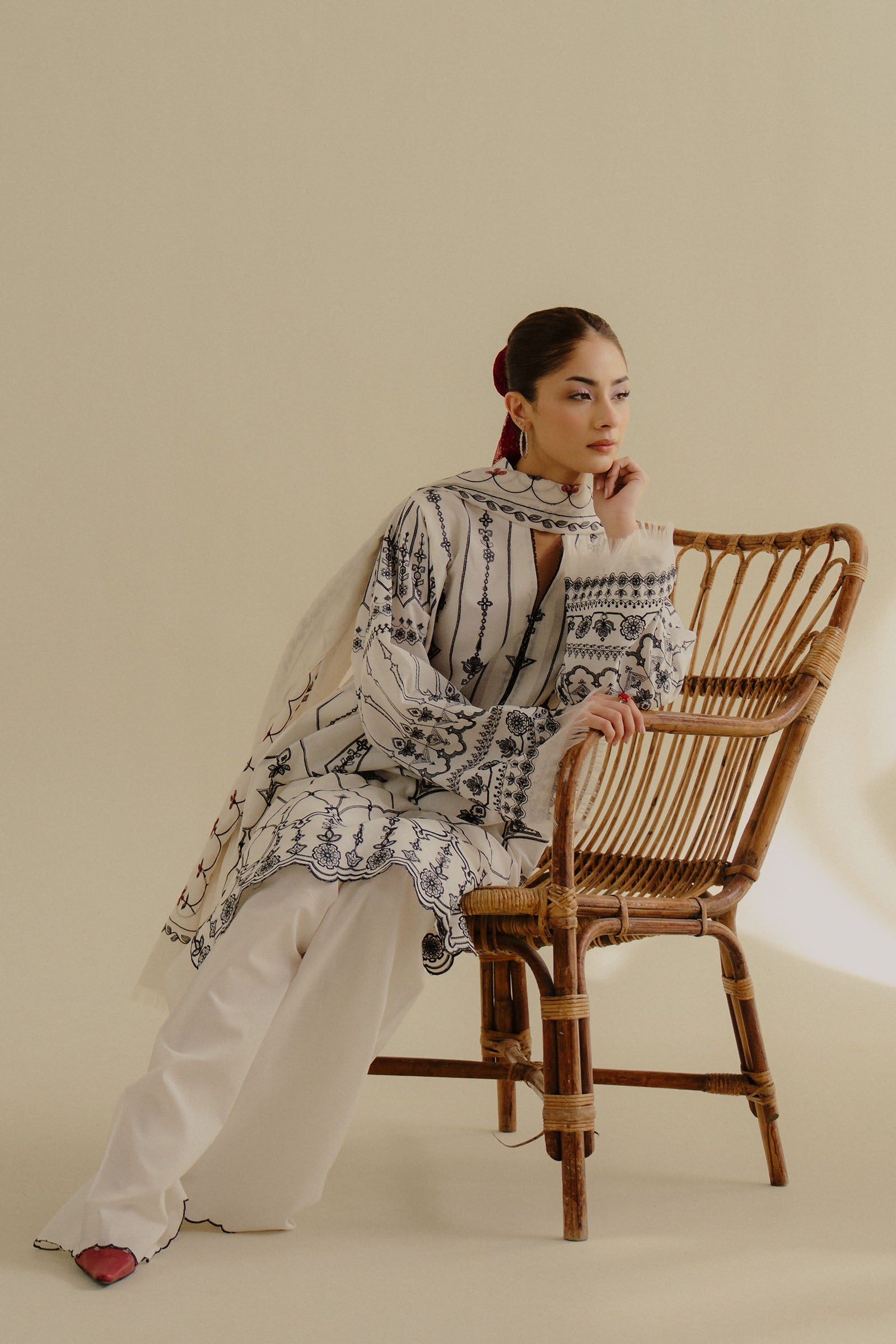 Zara Shahjahan | Coco Lawn 25 | Iris-2B - Official Zara Shahjahan stockist in UK - Sakeena London