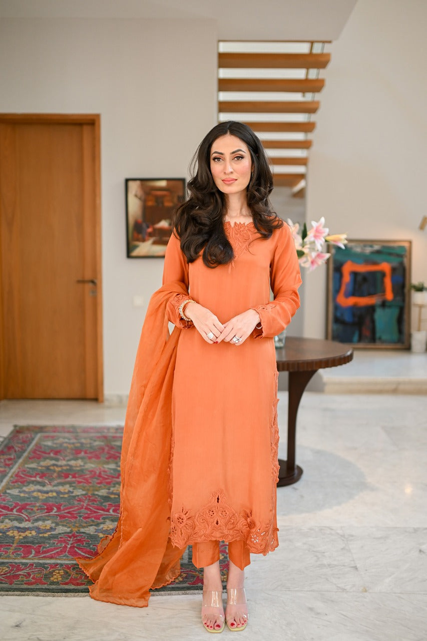 Leon | Leon Luxe Collection | NAZ - Official Leon stockist in UK - Sakeena London